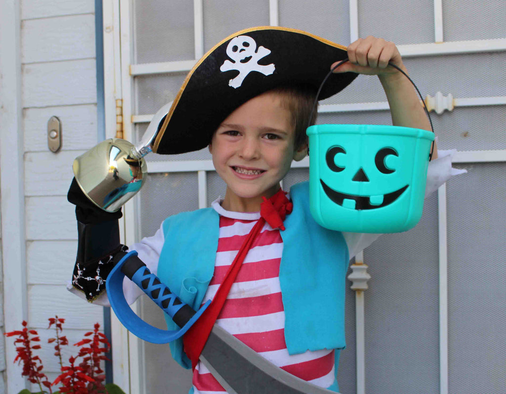 Teal Pumpkin Candy Bucket by food Allergy Superheroes