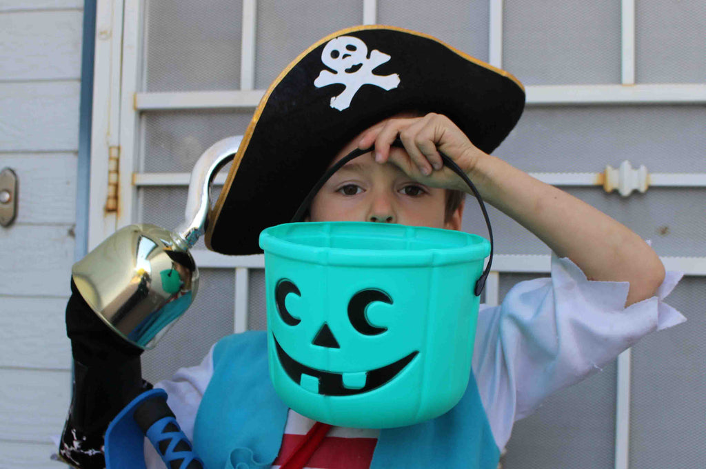 Teal Pumpkin Candy Bucket by food Allergy Superheroes